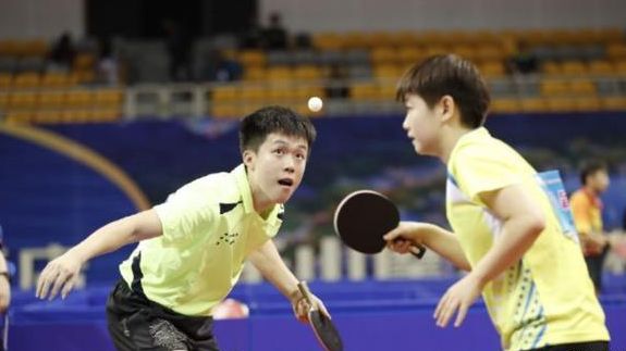 员在场上的 员在场上的